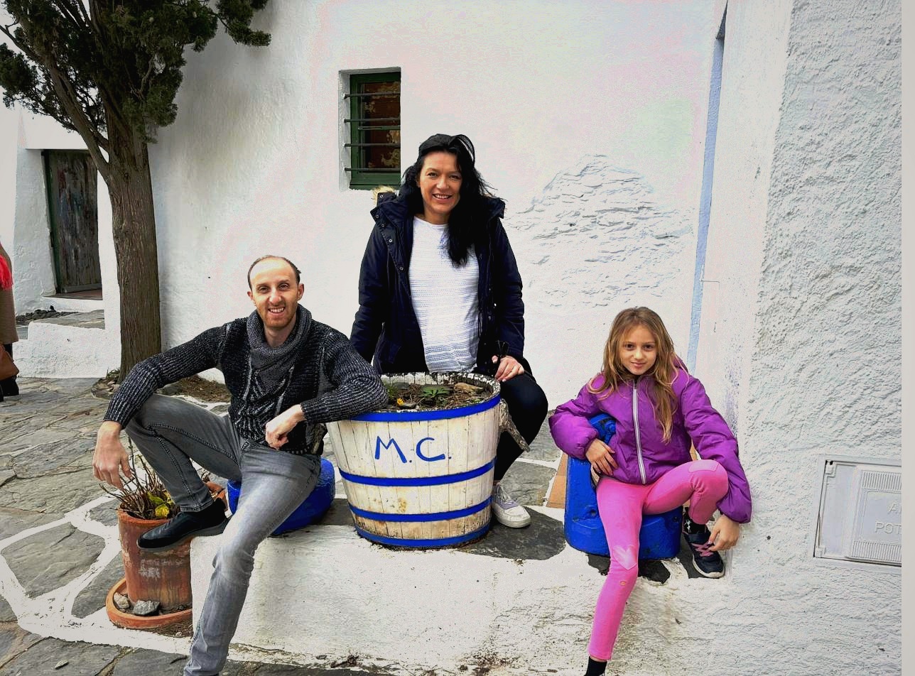 Tania, Federico and Arianna — the family and hosts behind Corte Averaldo holiday apartment, Portese San Felice del Benaco Lake Garda Italy